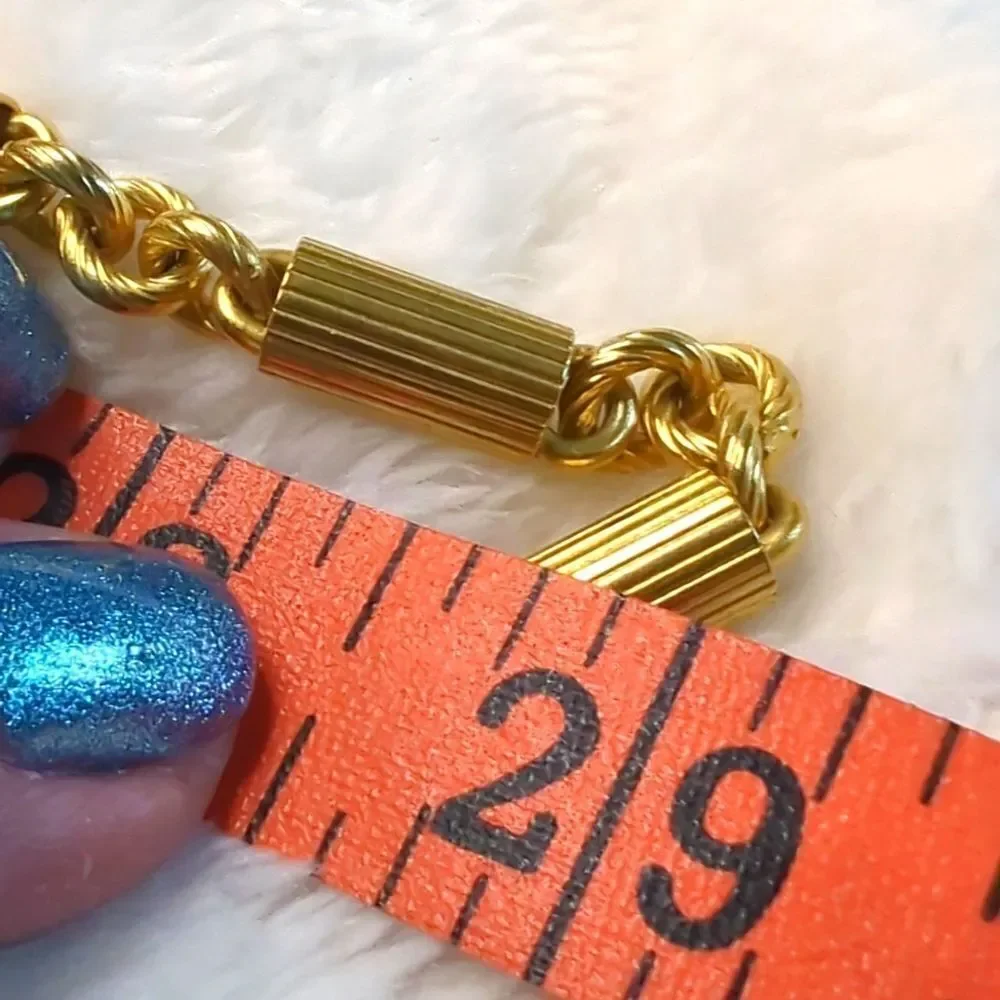 Vintage 1970's Goldtone 58" Chain Necklace with Ribbed Barrell Beads - Picture 12 of 13